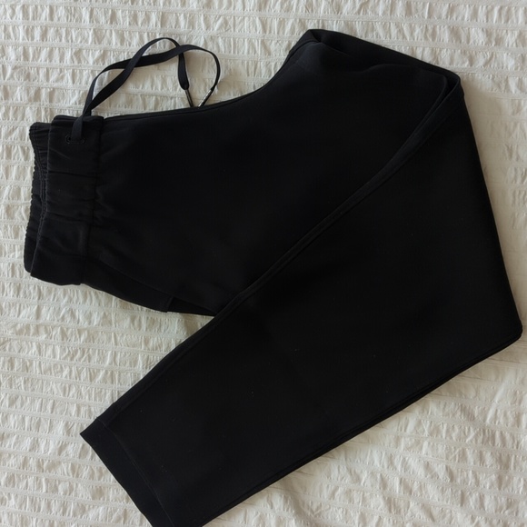 Lululemon On the Fly 7/8 pants size 4 - Picture 3 of 6